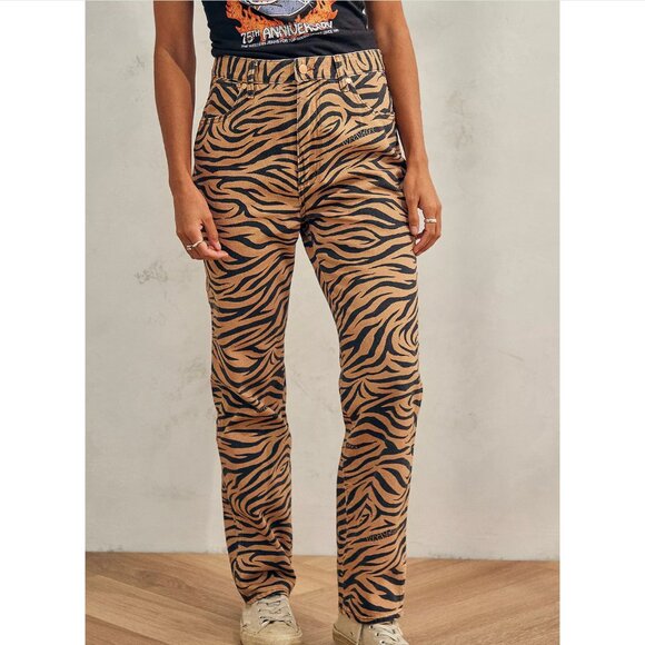 NWT Wrangler X Free People  High Rise Wild West Tiger Purr Print Straight Jeans - Picture 2 of 12